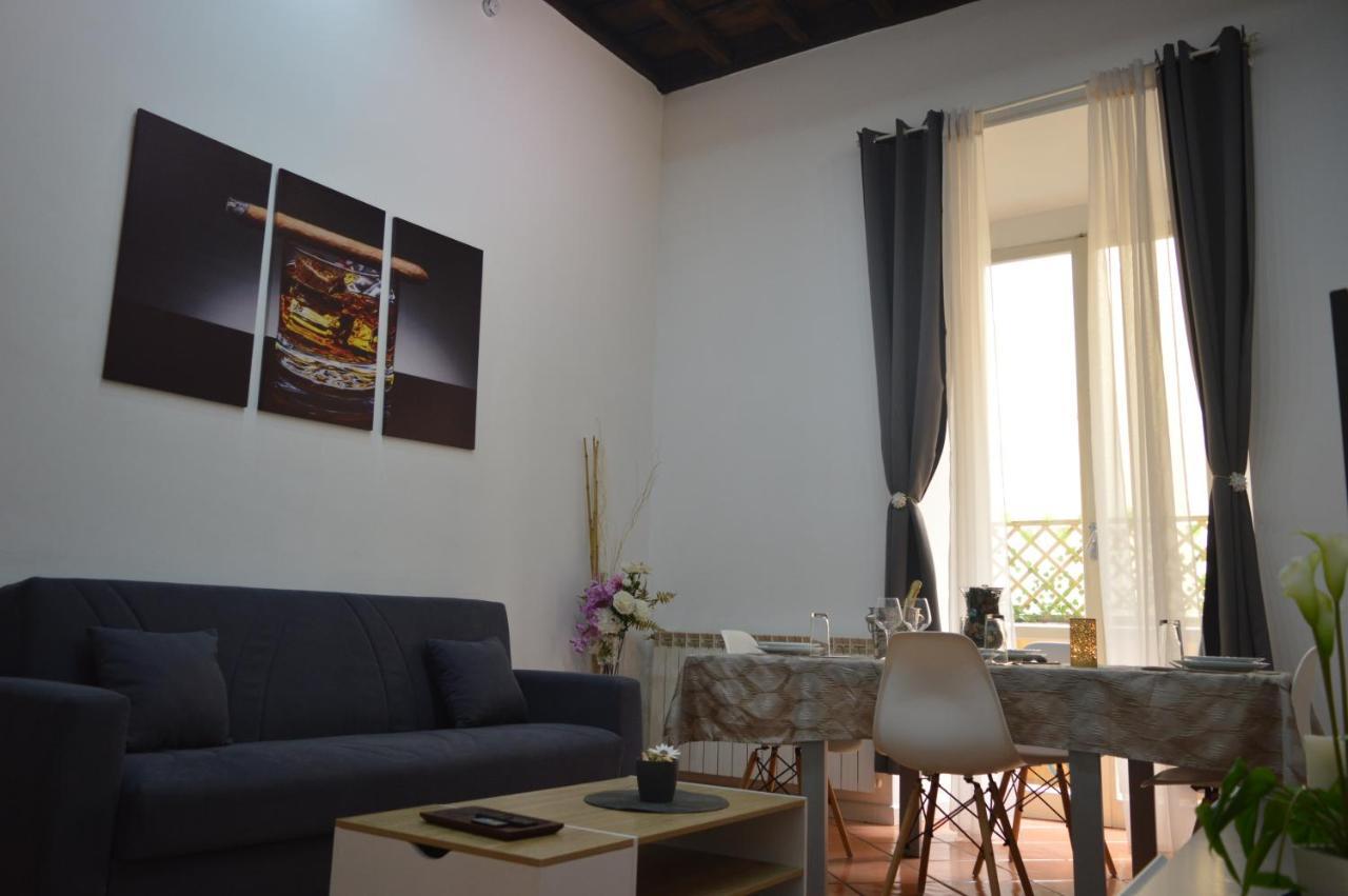 Domus Cavour Apartment Civitavecchia Exterior photo
